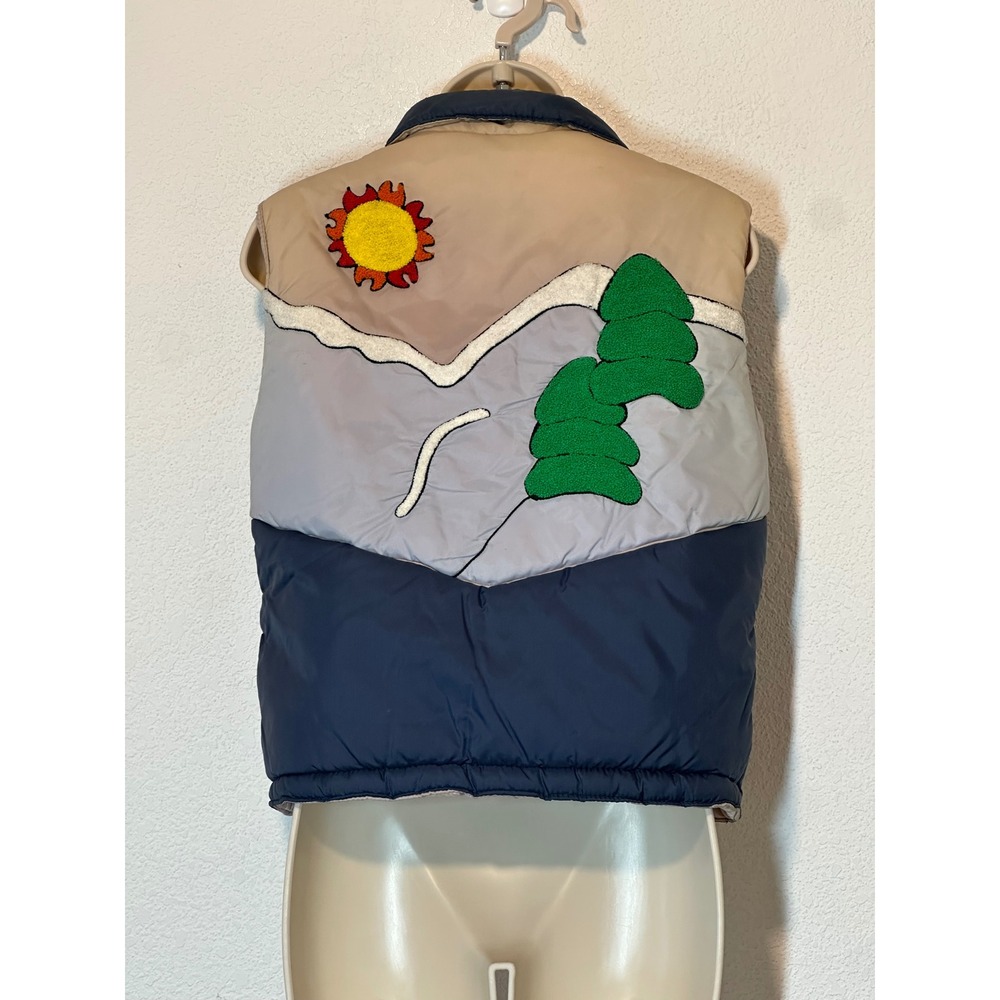 Vintage Suzy Chaffee Mountain Scene Puffer Vest Navy Blue Small L96115